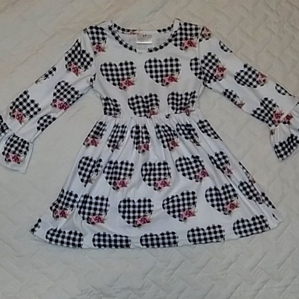 Ruffles sleeve boutique dress